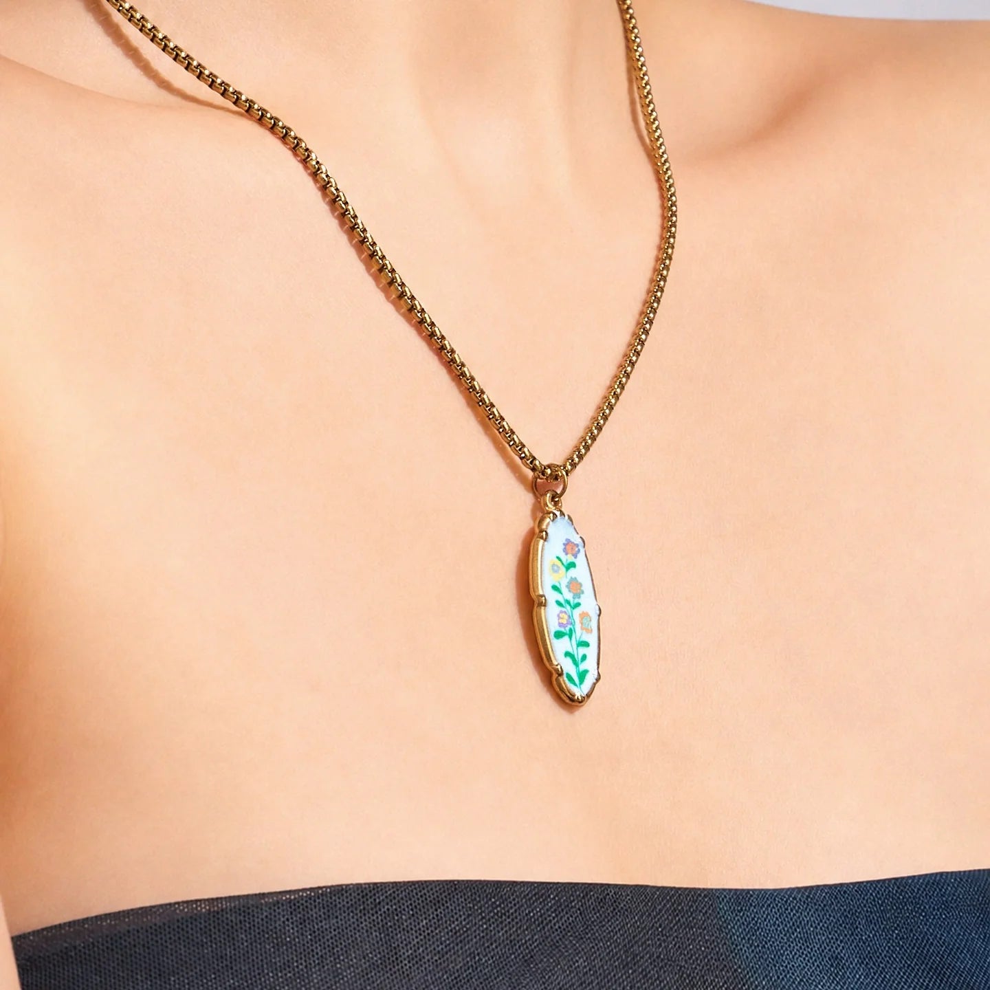 Stainless Steel Flower Oval Pendant Necklace